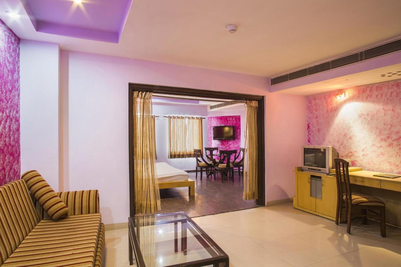 Elm Tree Amritsar Hotel Ngoại thất bức ảnh